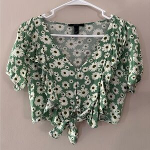 Forever 21 cropped Green Daisy Print Blouse